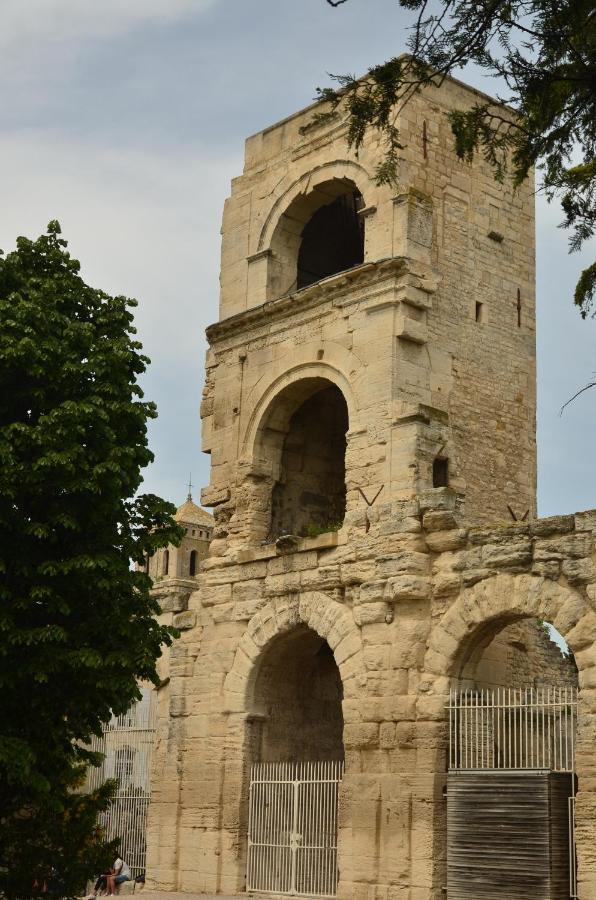 La Pitchoun Des Arenes Villa Arles Exteriör bild