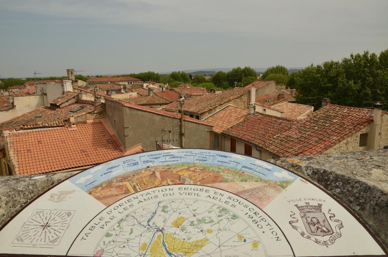 La Pitchoun Des Arenes Villa Arles Exteriör bild
