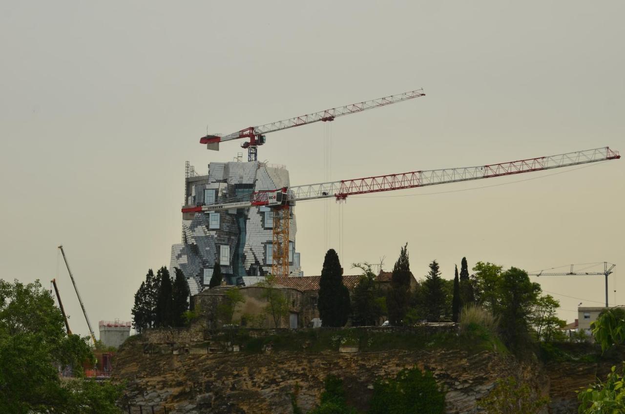 La Pitchoun Des Arenes Villa Arles Exteriör bild