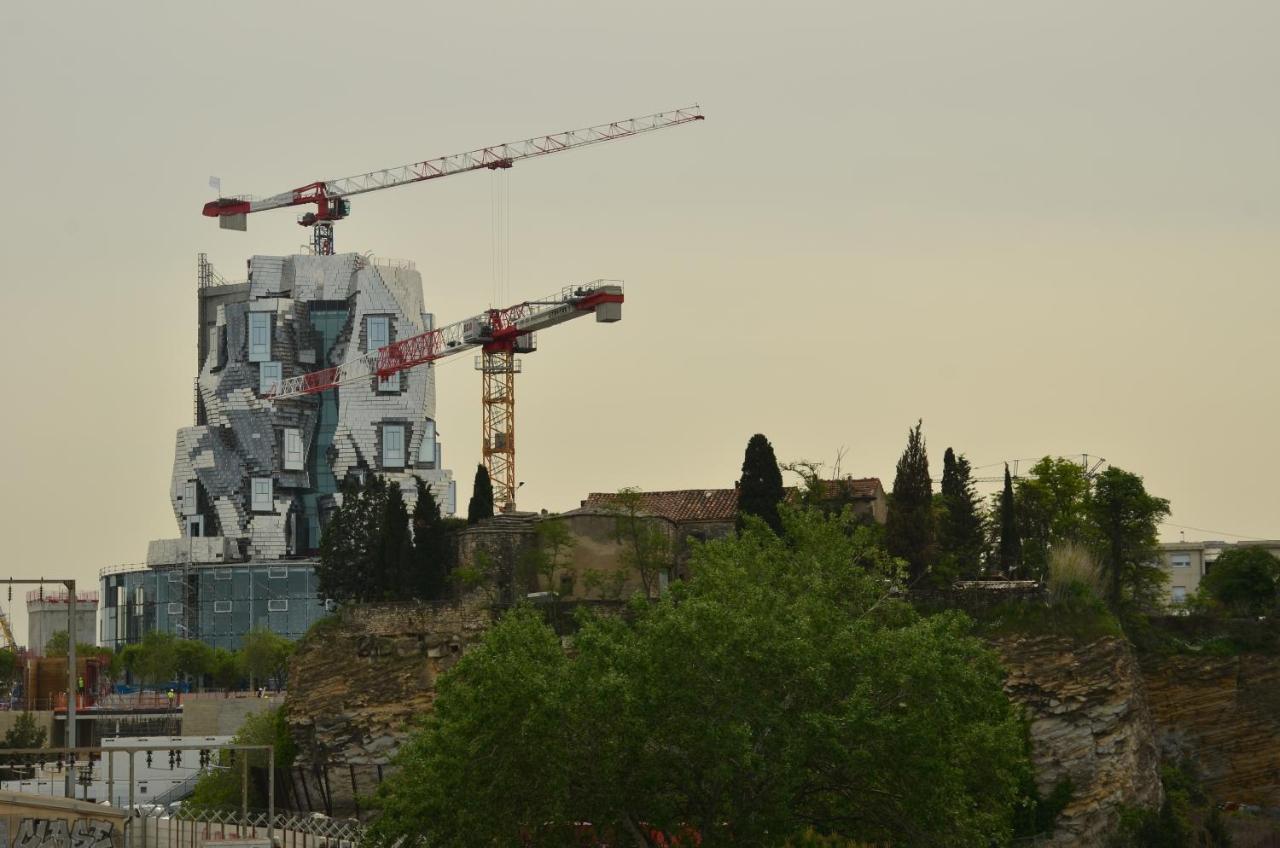 La Pitchoun Des Arenes Villa Arles Exteriör bild